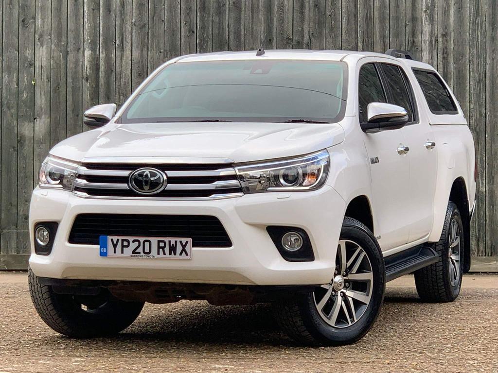 TOYOTA Hilux