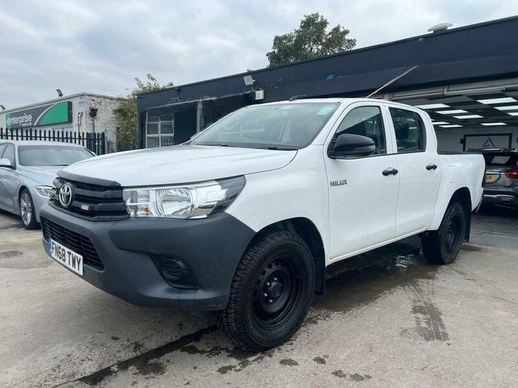 TOYOTA Hilux