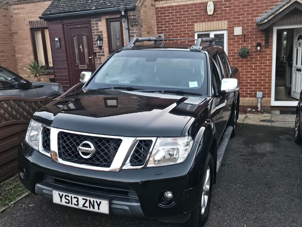 NISSAN Navara