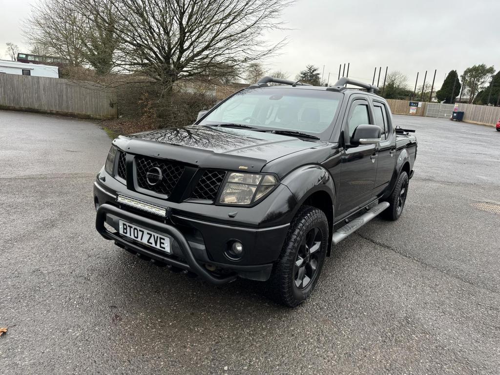 NISSAN Navara