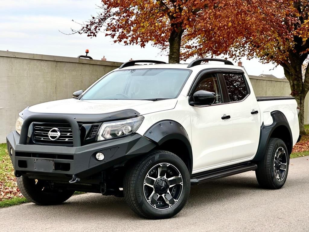 NISSAN Navara