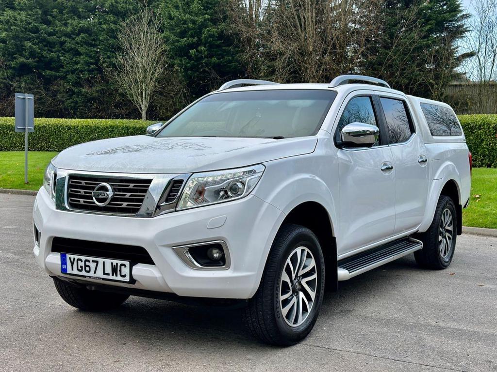 NISSAN Navara